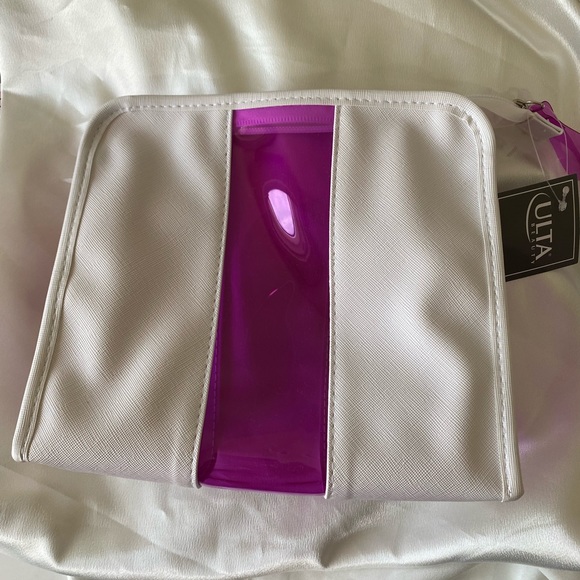 NWT Ulta Cosmetics Travel Bag - Picture 1 of 3